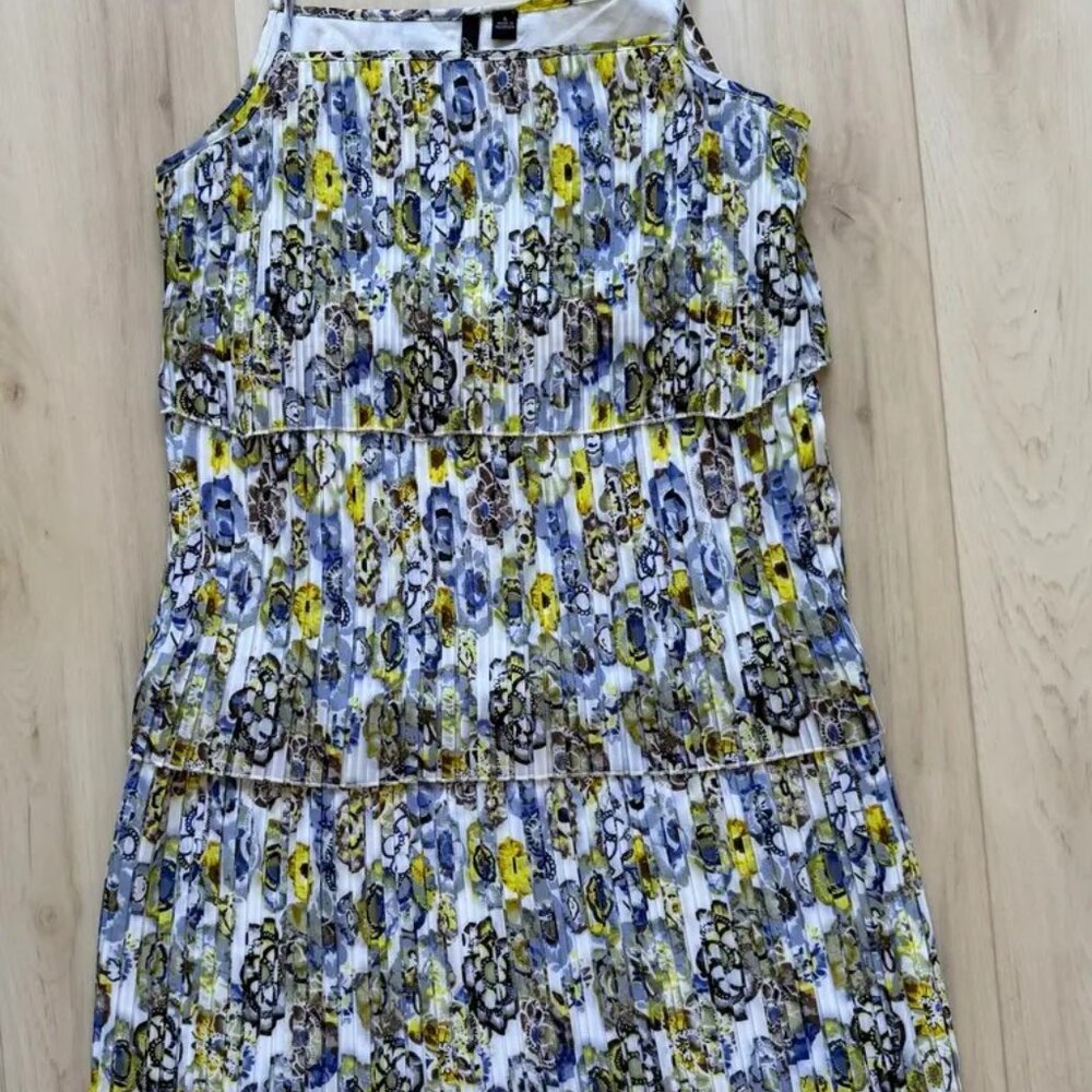 Essentials by Milano Blue Green Watery Bloom Sleeveless Dress Size 8